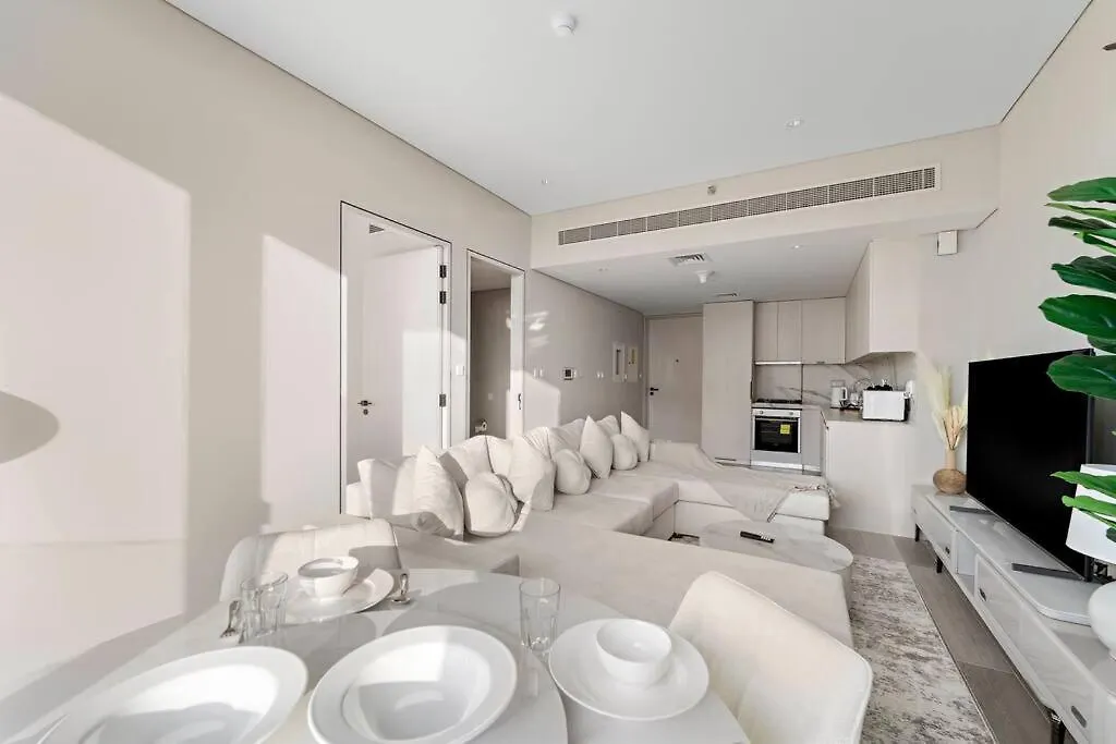 Apartment First Class 1Br Inviting Marina View Dubai